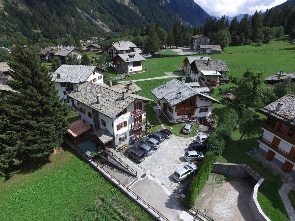 Residence Delapierre Gressoney-Saint-Jean Εξωτερικό φωτογραφία