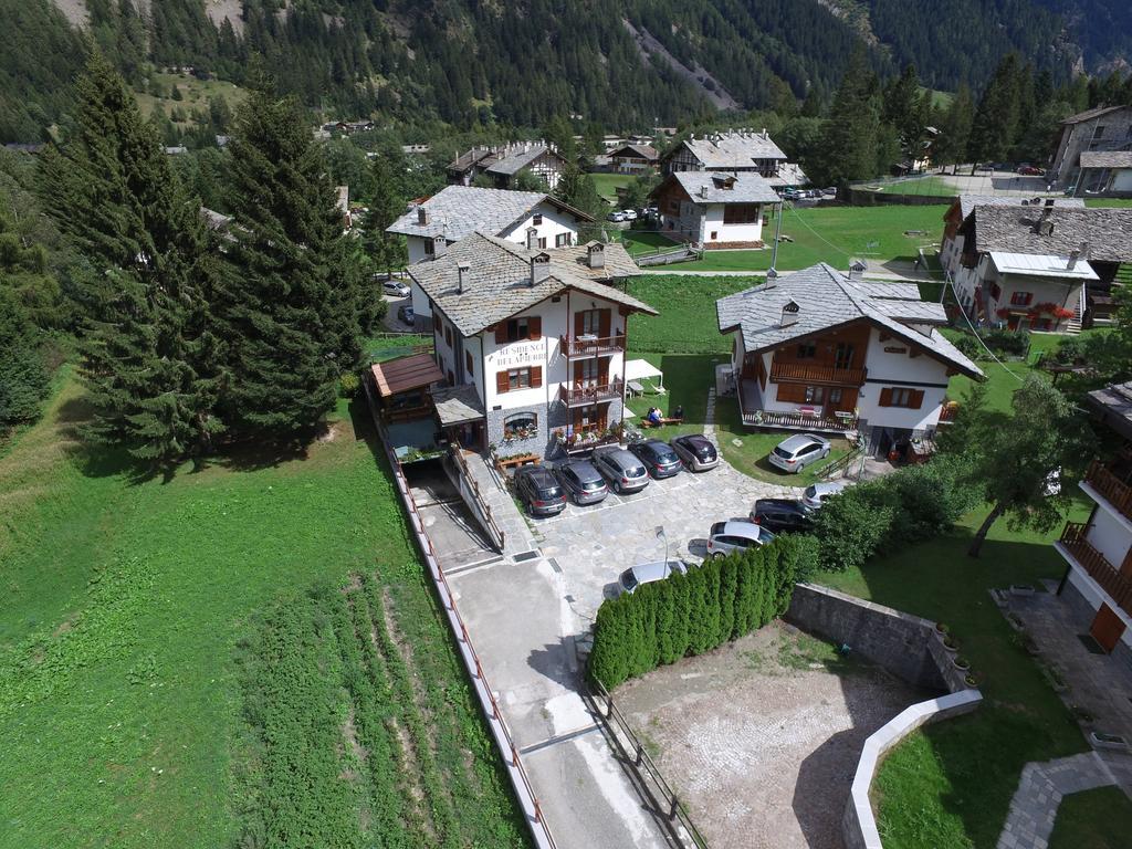Residence Delapierre Gressoney-Saint-Jean Εξωτερικό φωτογραφία